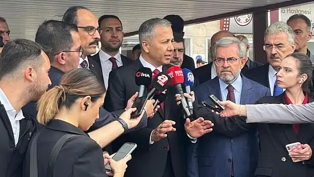 Bakan Yerlikaya ve MİT Başkanı Kalın'dan saldırı girişiminde yaralanan polislere ziyaret
