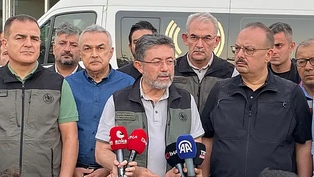 Bakan Yumaklı: Şu anda 8 aktif yangınımız var
