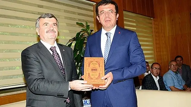 Bakan Zeybekçi: 'Konya Belediyecilikte Örnek Bir Şehir'