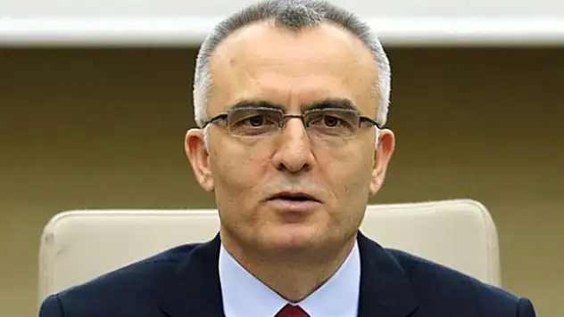 Bakandan öğrencilerine burs müjdesi