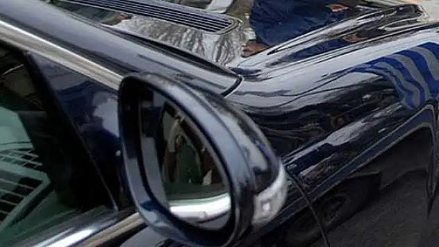 Bakanların araçları satışa çıkarıldı