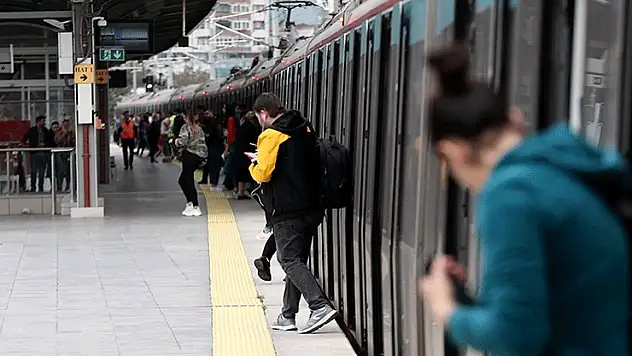 Bakanlığa bağlı kent içi raylı sistemler Cumhuriyet Bayramı'nda ücretsiz olacak