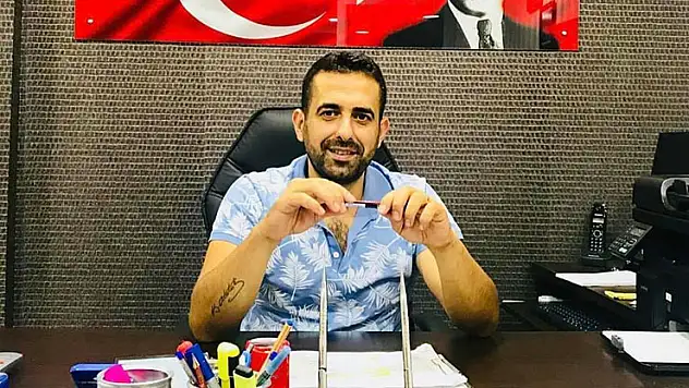 Baklava kutusunda 10 bin euro ile yakalanan başkan yardımcısı: 'Günah keçisi ilan edildim, bana kumpas kuruldu'