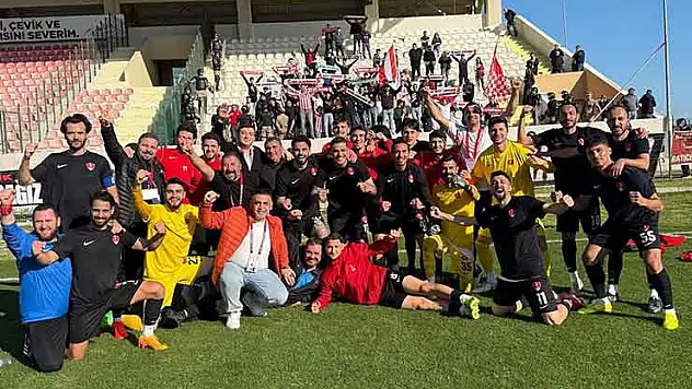 BAL'DA 2 galibiyet! 1922 Akşehirspor, lideri devirdi
