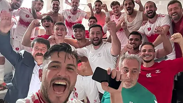 BAL'DA ÇİFTE GALİBİYET
