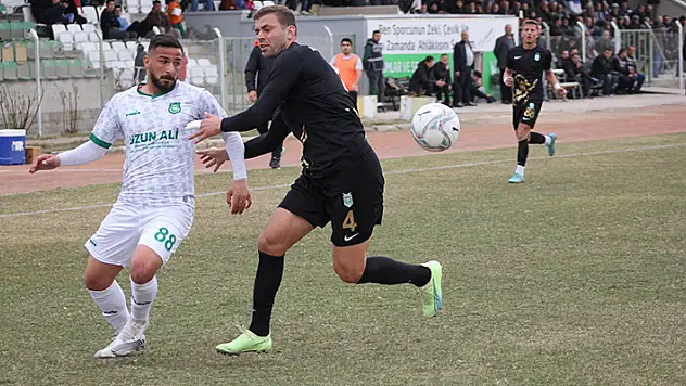 BAL'DA PAZAR MESAİSİ!
