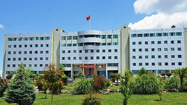 Balıkesir Üniversitesi sözleşmeli personel alacak