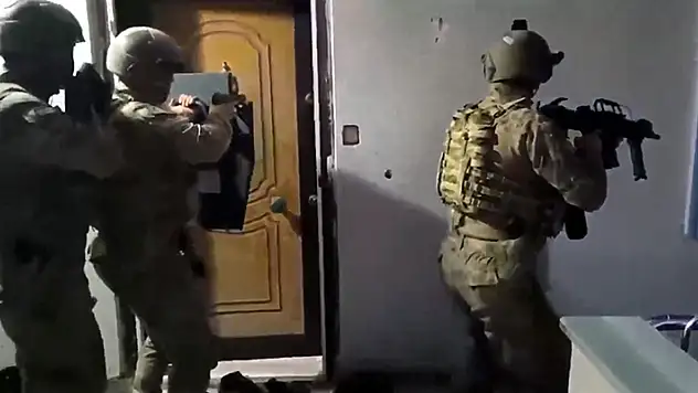 Balıkesir ve Bursa'da organize suç örgütüne operasyon: 8 gözaltı
