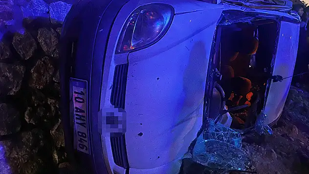 Balıkesir'de zincirleme trafik kazası: 1 ölü, 4 yaralı
