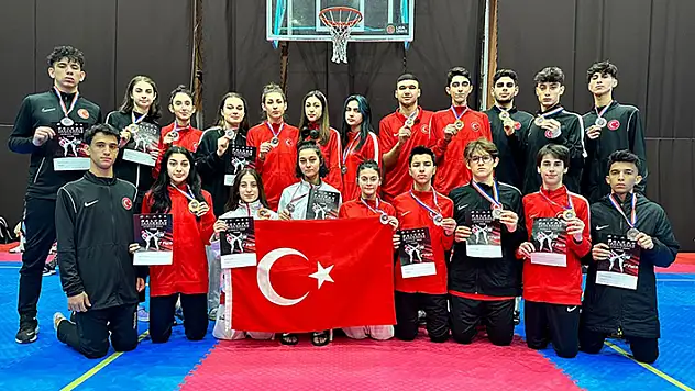 Balkan Tekvando Şampiyonası'nda madalya yağmuru
