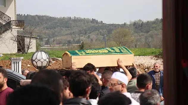 Balkondan düşen 3 yaşındaki çocuğa acı veda
