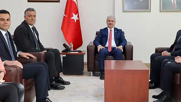 Banka yöneticilerinden Vali Akın'a hayırlı olsun ziyareti