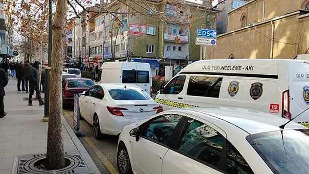 Bankada sıra beklemekten sıkıldı... Bomba ihbarında bulundu!
