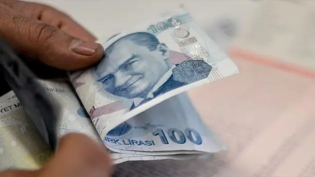 Bankalar faizden aldığının yarısını yine faize veriyor