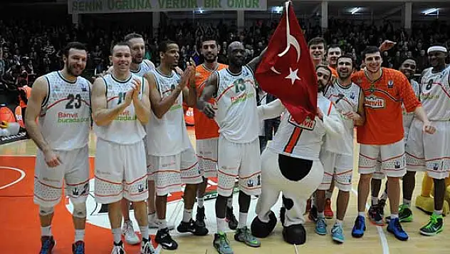 Banvit yarı finalde!