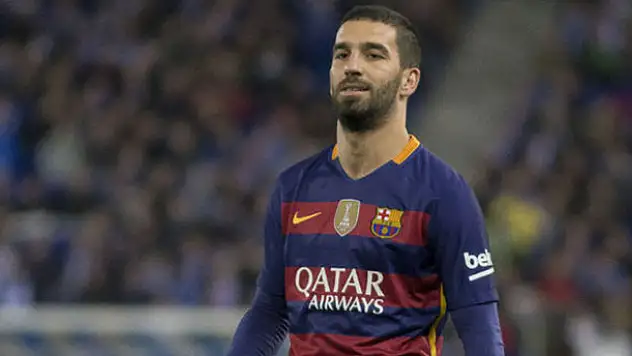 Barcelona'da Arda Turan kadroya alınmadı!