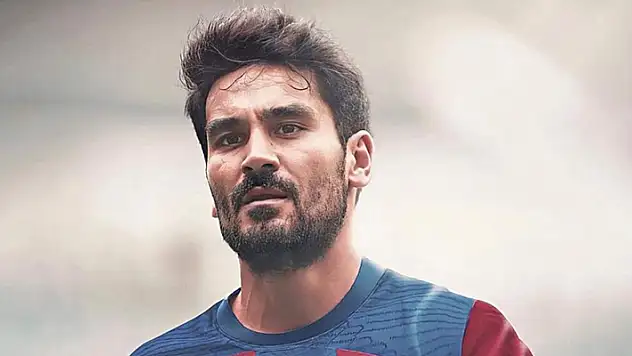 Barcelona, Türk asıllı Alman futbolcu İlkay Gündoğan'ı kadrosuna kattığını açıkladı
