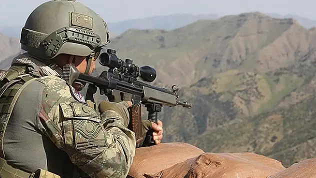Barış Pınarı bölgesinde 3 PKK/YPG'li terörist etkisiz hale getirildi