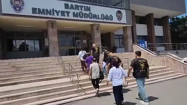 Bartın ve Muğla'da 29 adrese fuhuş baskını