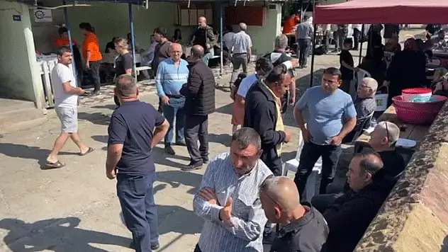 Bartın'da kurbanlar dualarla kesildi