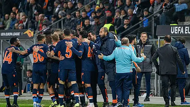 Başakşehir Avusturya'da liderlik koltuğuna oturdu