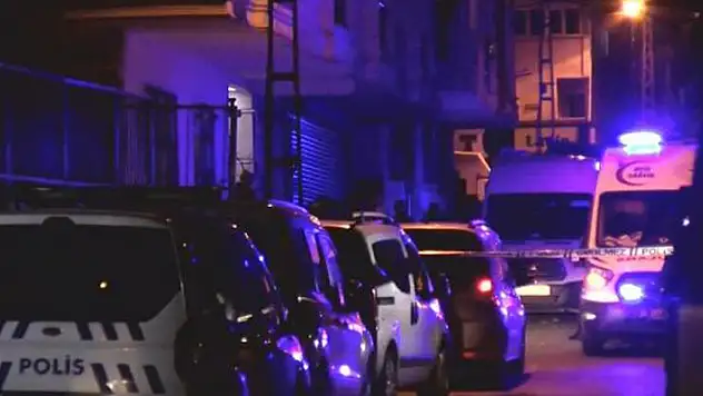 Başakşehir'de saplantılı yabancı uyruklu önce teklifini reddeden kadını, daha sonra kendini vurdu
