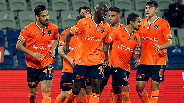 Başakşehir PSG'yi ağırlıyor