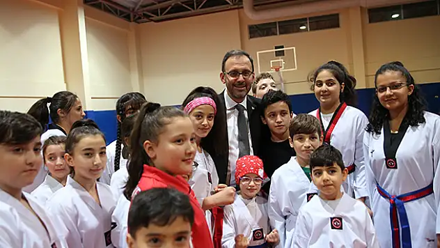 Başarılı sporculara müjde
