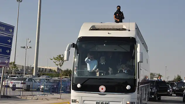 Başbakan Davutoğlu Konya'ya geldi