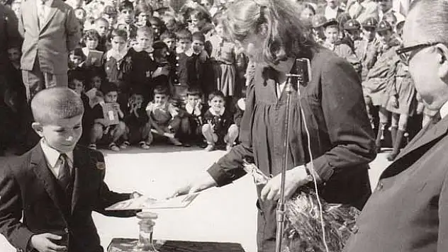 Başbakan Davutoğlu'ndan fotoğraflı mesaj