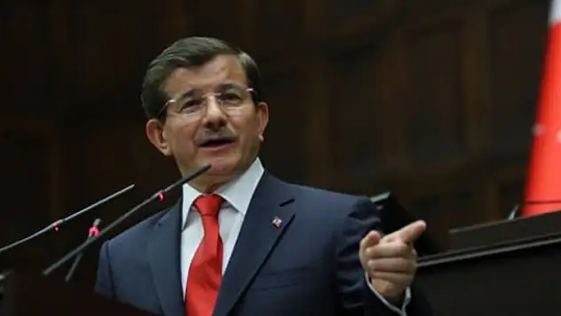 Başbakan Davutoğlu'ndan yeni anayasa açıklaması