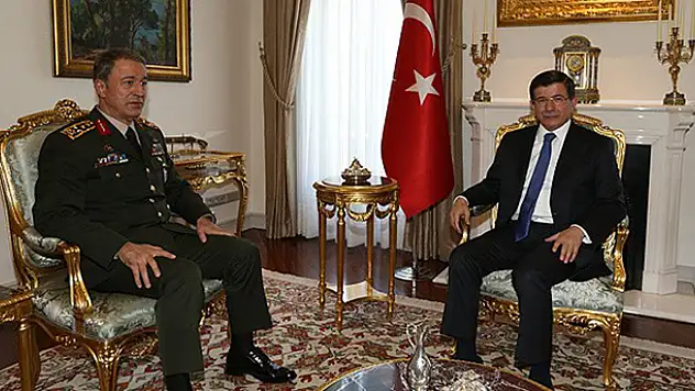 Başbakan Davutoğlu Orgeneral Akar'dan bilgi aldı