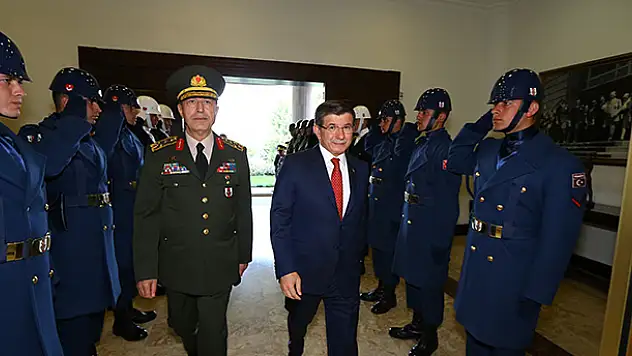 Başbakan Davutoğlu, veda ziyaretlerine başladı