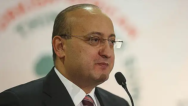 Başbakan Yardımcısı Akdoğan: Türkiye'nin kiminle sorunu varsa hemen ona gidiyorlar