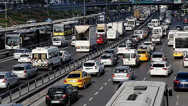 Başbakan Yardımcısı Şimşek'ten 'trafik sigortası' açıklaması