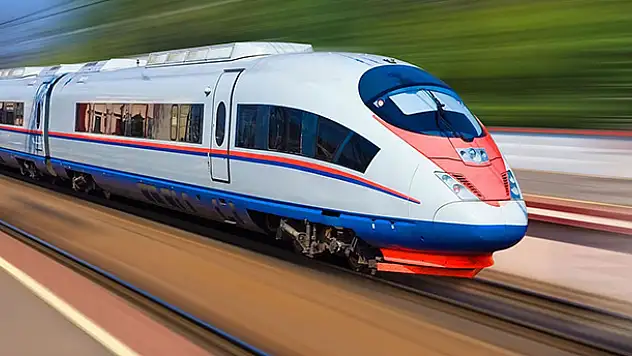 Başbakan Yıldırım'dan bir ile daha hızlı tren müjdesi
