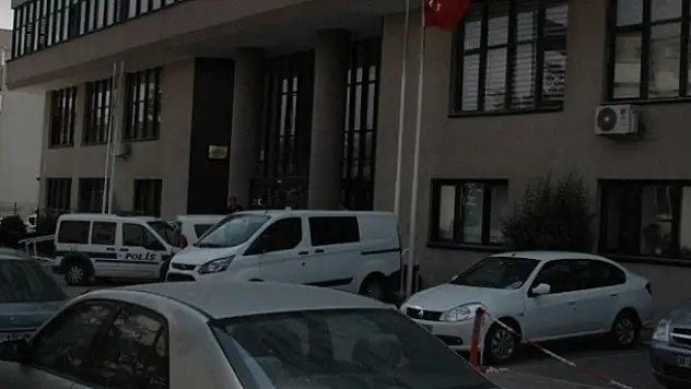Başbakanlık ek binasında hareketli saatler