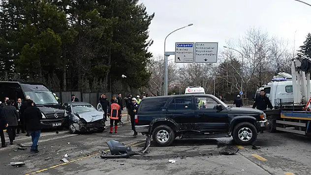 Başbakanlık Resmi Konutu önünde kaza