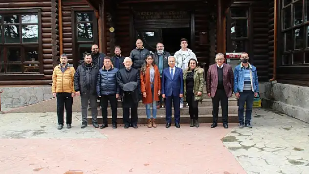 Başkan Akkaya basın mensupları ile buluştu

