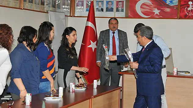 Başkan Akkaya'dan, kadın personele idari izin
