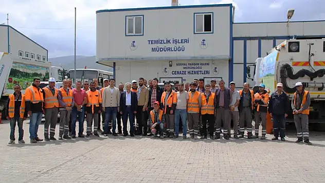 Başkan Akkaya işçilerle bir araya geldi
