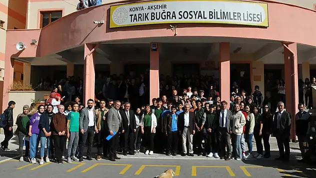 Başkan Akkaya liseli gençlerle buluştu
