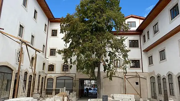 Başkan Akkaya: 'Rüştü Bey İşhanı Akşehir'e çok yakışacak'
