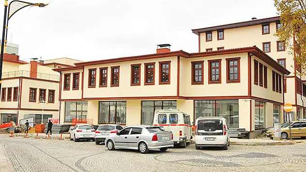 Başkan Akkaya 'Şehrin kalbi Dudu Kadın Çarşısı'nda atacak'