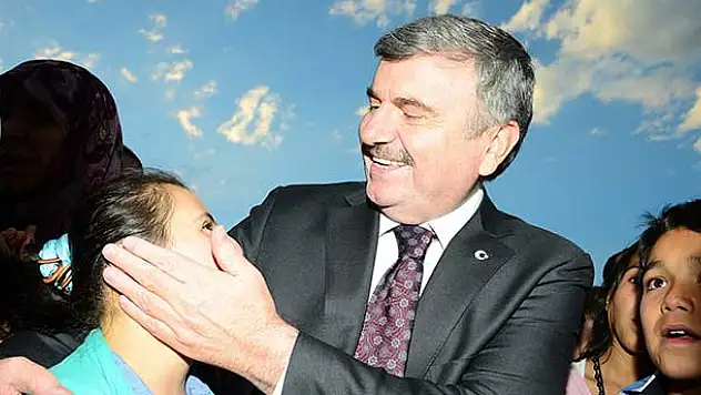 Başkan Akyürek, 100 bin Kişiyle İftarda Buluştu