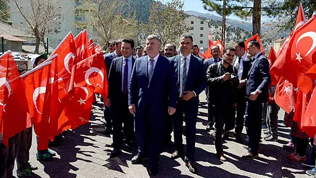 Başkan Akyürek Derebucaklılarla Buluştu, Yatırımları İnceledi