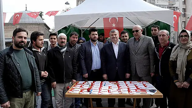 Başkan Akyürek, 'EVET' çadırlarını ziyaret etti