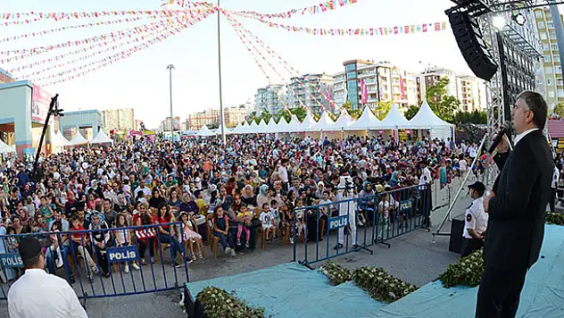 Başkan Akyürek Konya Çocuk Festivali'nde çocuklarla buluştu