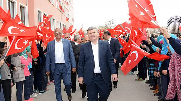 Başkan Akyürek Öğrencilere Seslendi: İstikametiniz Hep Doğru Olsun