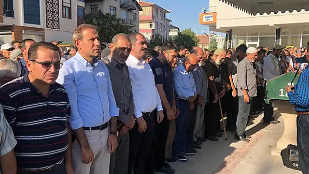 Başkan Alp'in acı günü